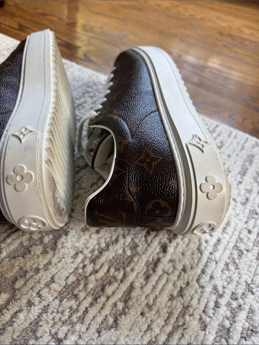 Louis Vuitton Women’s Monogram Canvas Sneakers – Worn Twice – Box - Picture 7 of 7